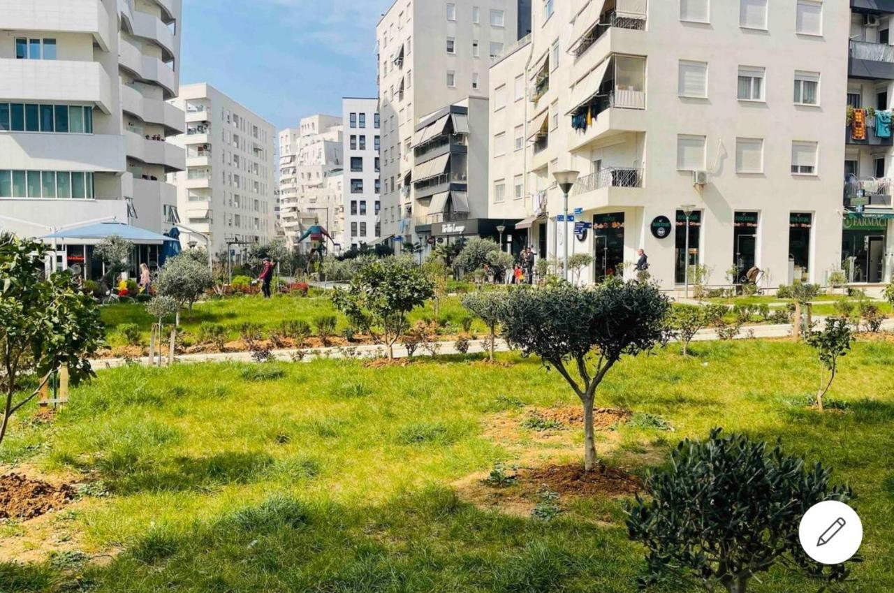 Elegant Apartment Kompleksi Magnet Tirana Exterior photo