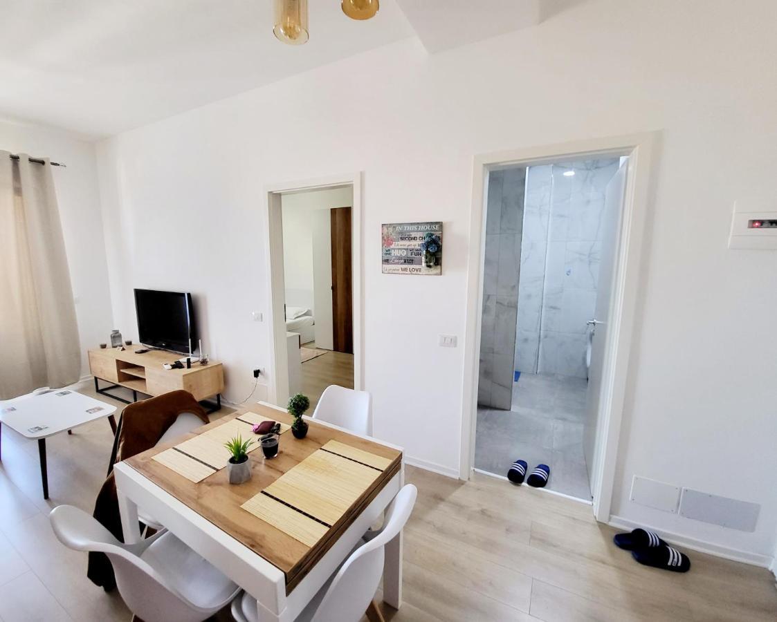 Elegant Apartment Kompleksi Magnet Tirana Exterior photo